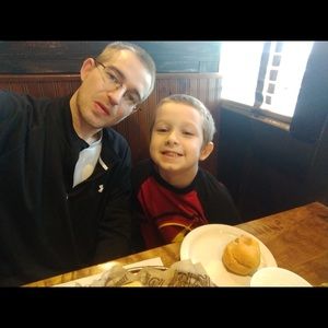 Meet your Posher, Adam